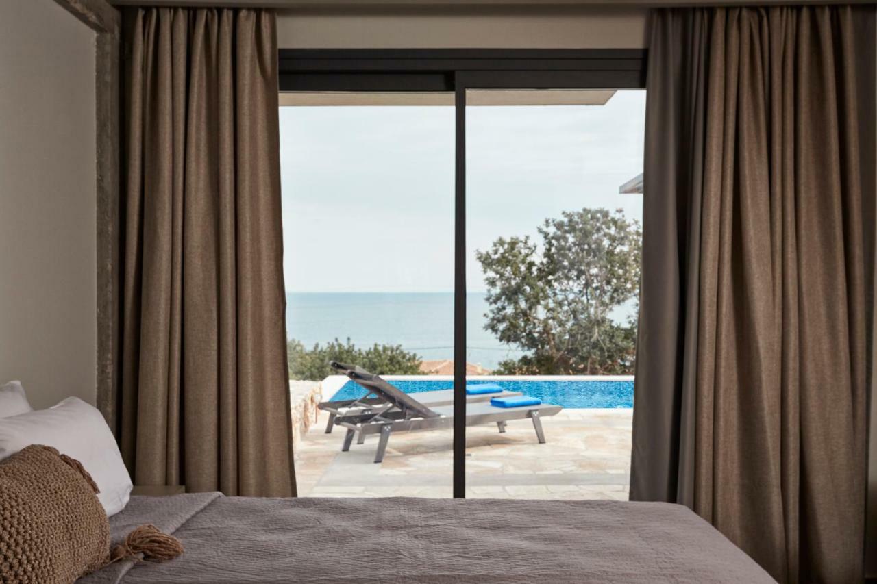 Villa Sea Front Spathion Exterior photo
