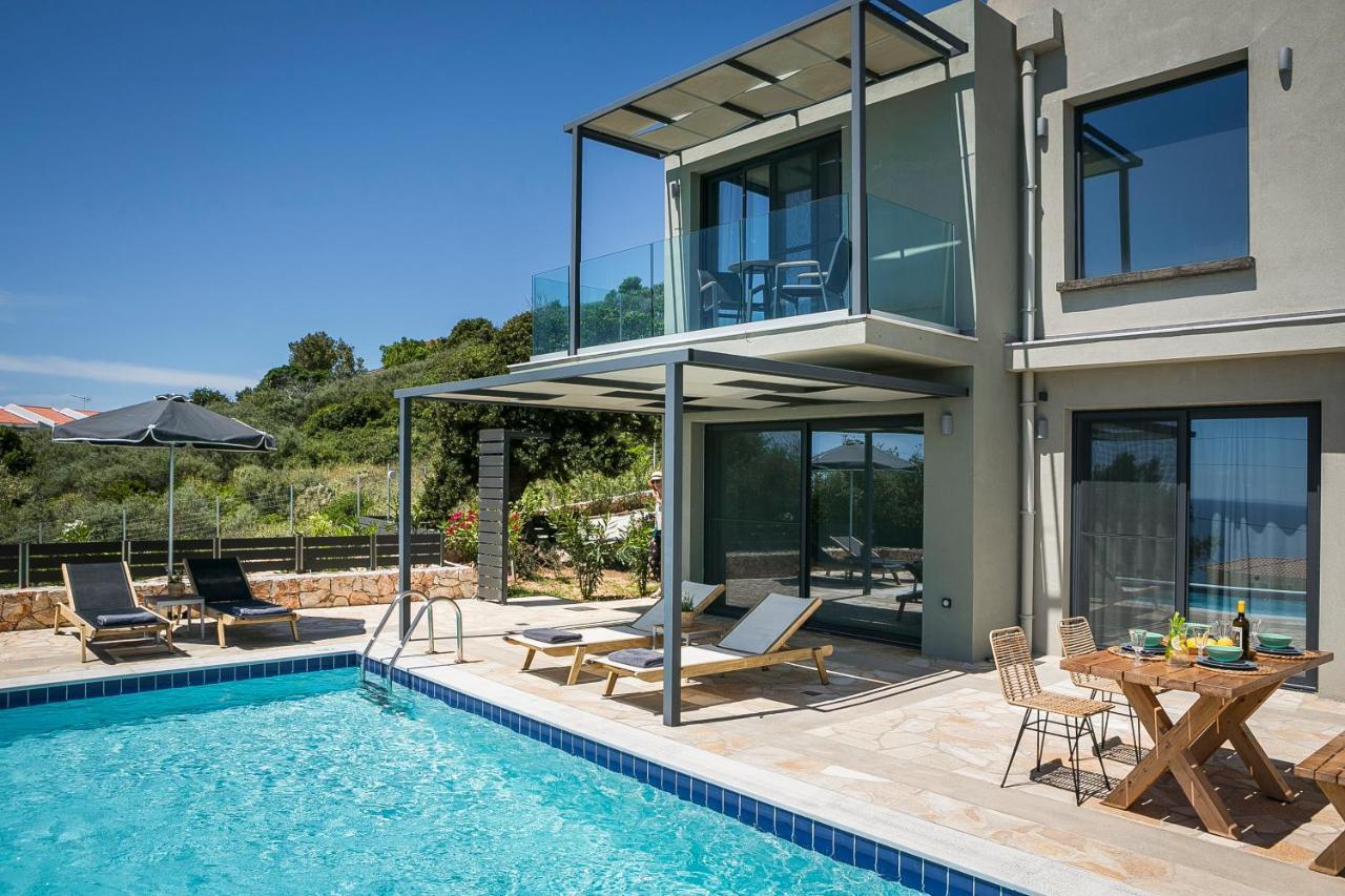 Villa Sea Front Spathion Exterior photo